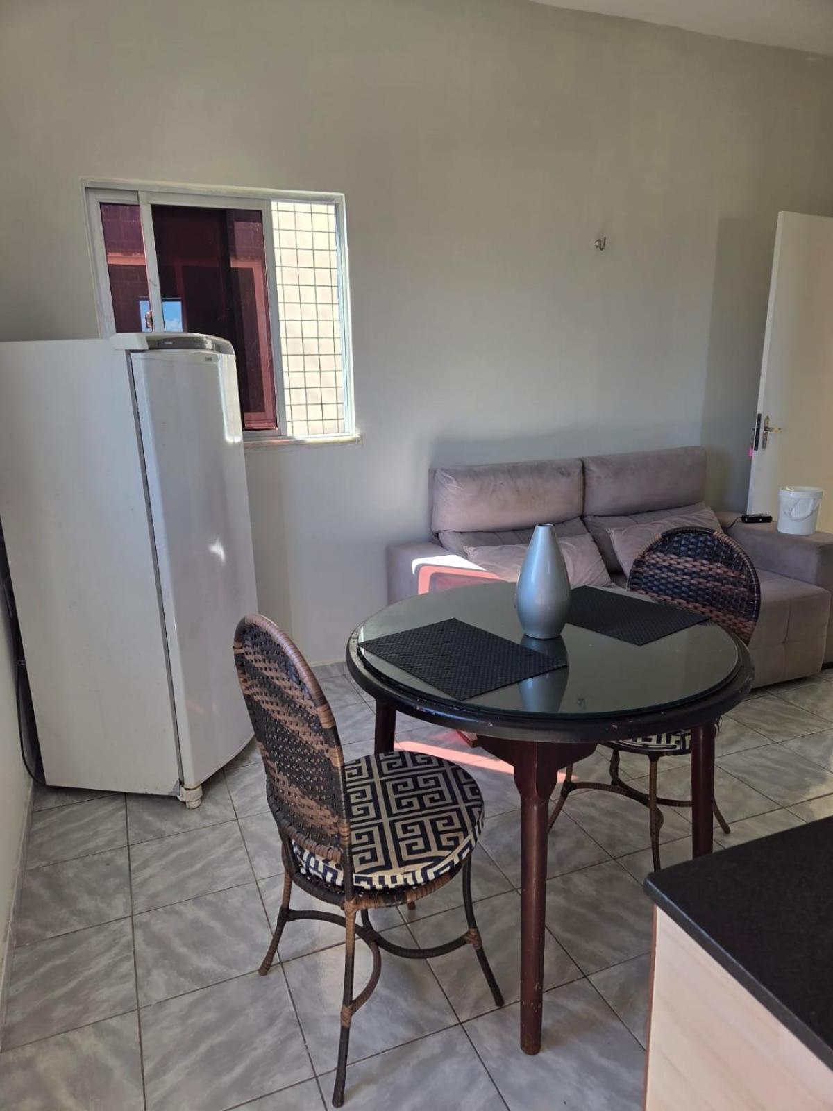 Apartamento Residencial Vicente Mota Neto *